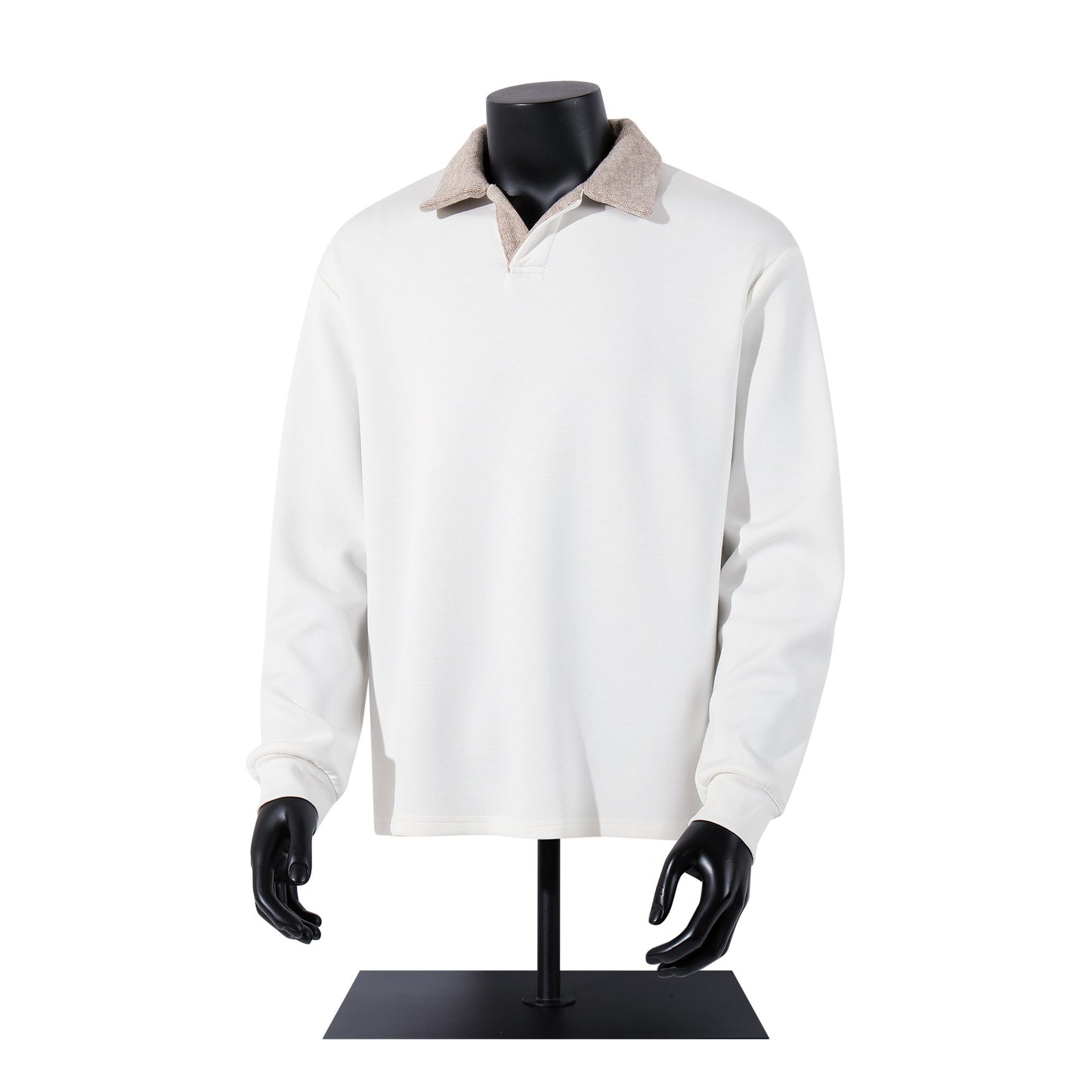 Polo con una capa base sencilla