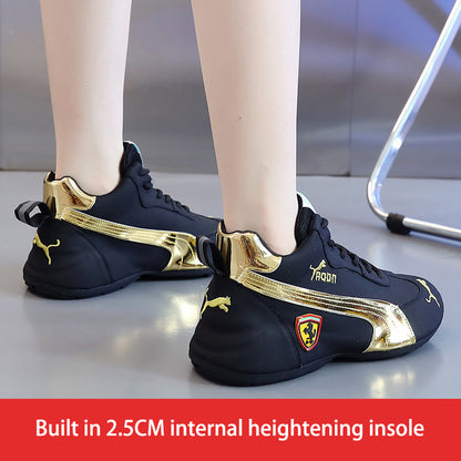 Paar Schuhe im gleichen Stil für Herren und Damen