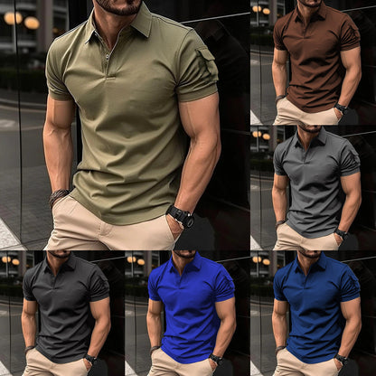 Polo con botones en el cuello y bolsillos en las mangas. Polo deportivo.