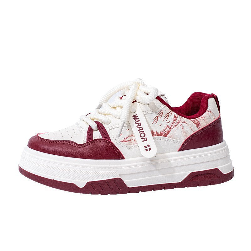 Schuhe mit rotem Retro-Landschaftsdruck, gekreuzten Riemen und dicken Sohlen