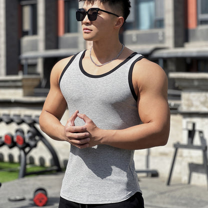 Neues Sommer-Sportshirt für Herren