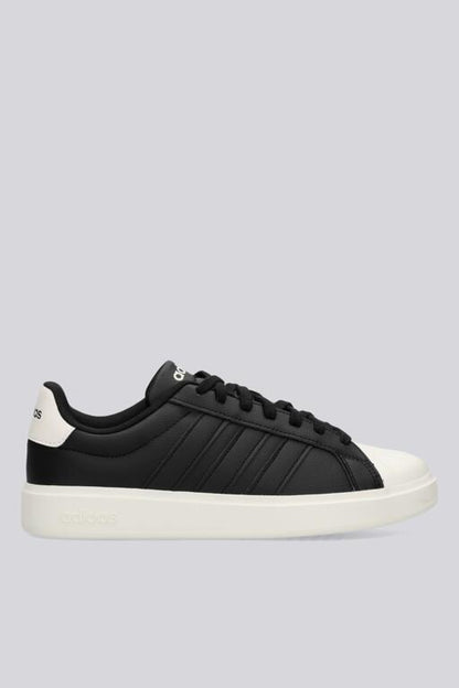 adidas Streettalk